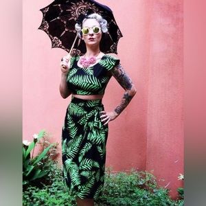 Trashy diva psychedelic ferns cropped top. Size 12